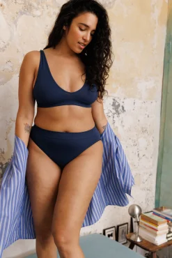 Brassière Nouveau monde