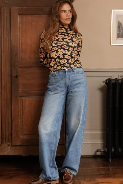 Top col montant Baiser délicat